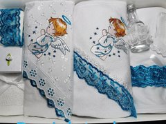 Trusouri pentru botez  personalizate prin broderie